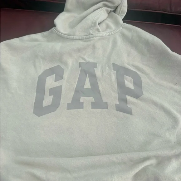 Gap women’s sweater - Picture 1 of 3